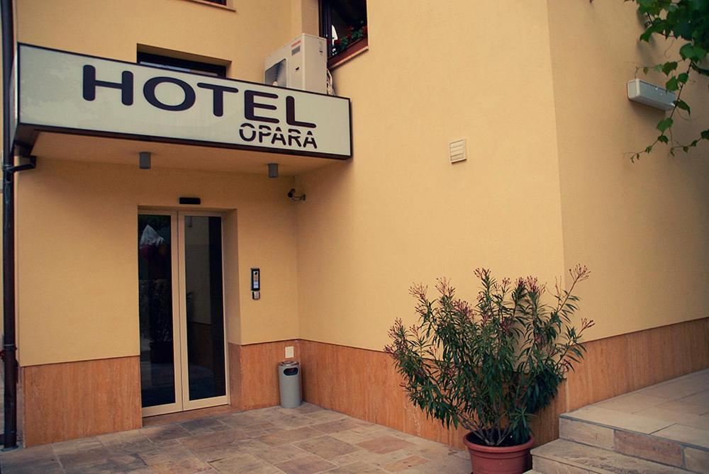Hotel Opara Trebnje Exteriör bild